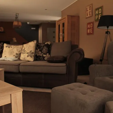 Maas&mechelen Massage & Wellness 住宿加早餐酒店 马斯梅赫伦